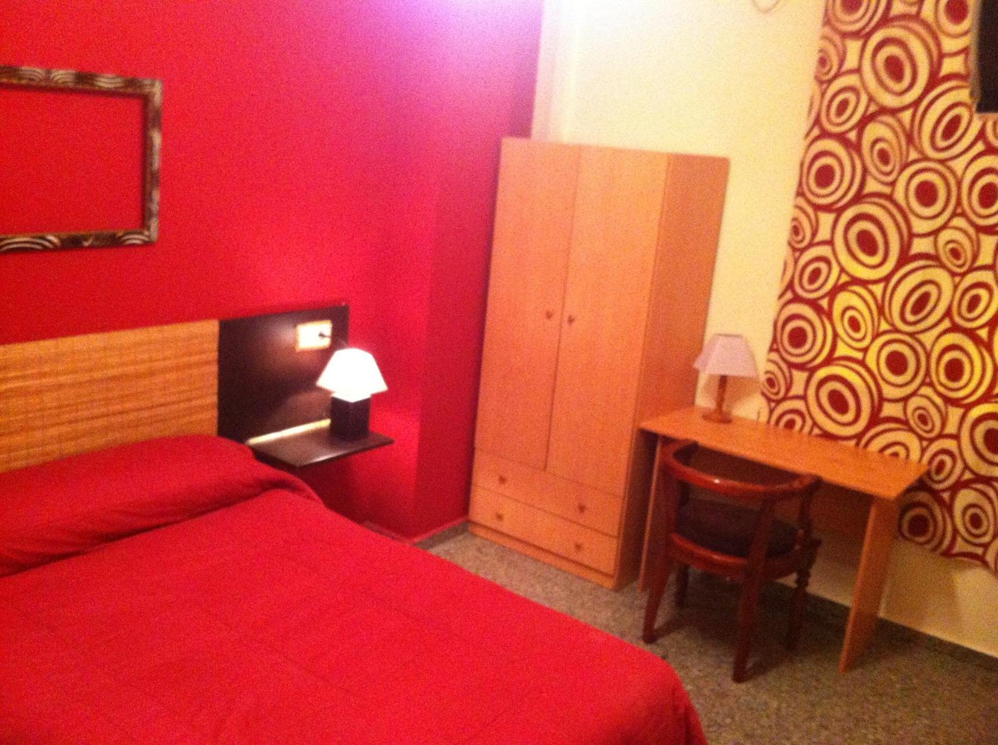 Hostal Neptuno Caces Exterior foto