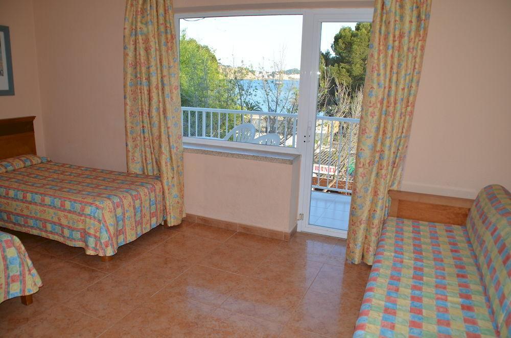 Hostal Neptuno Caces Exterior foto